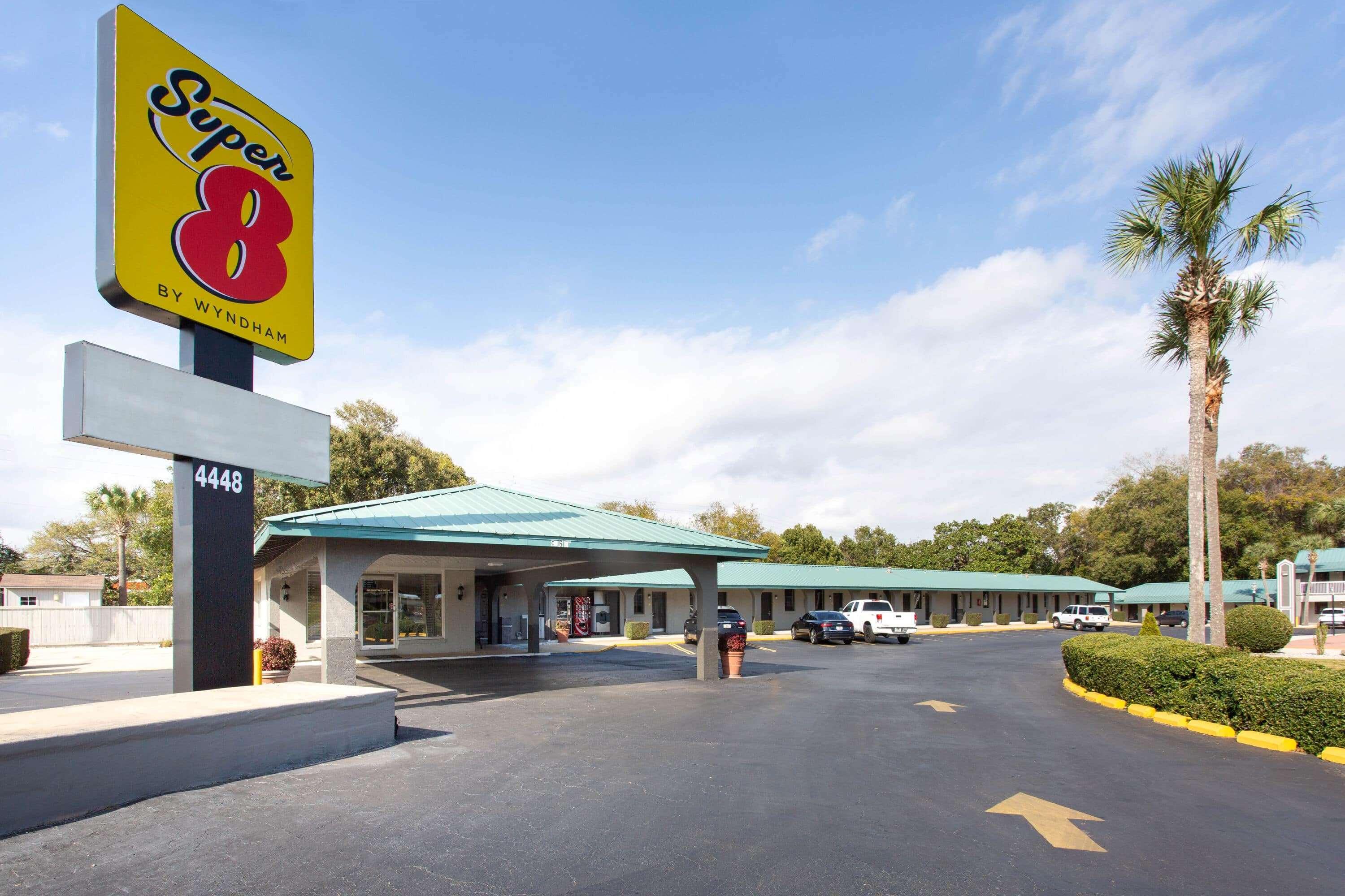 Motel Super 8 By Wyndham Pensacola Nas Area Beach Haven Exterior foto